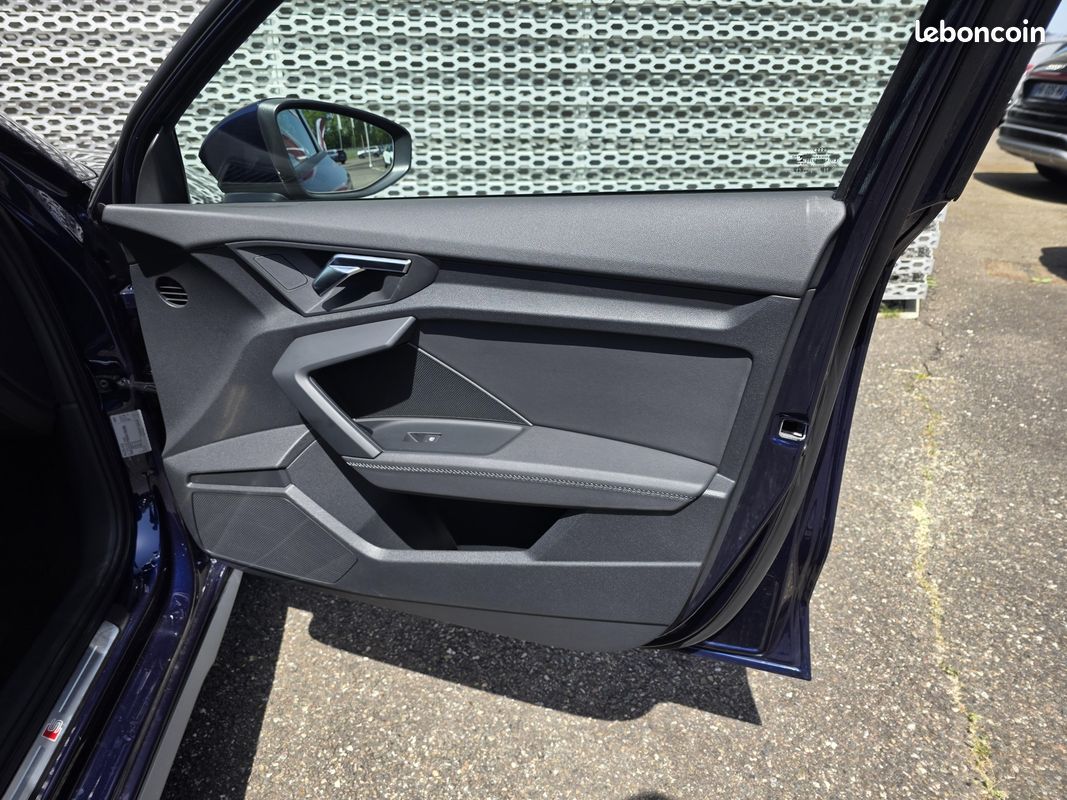 AUDI A3 Sportback TDI 150 S tronic 7 S line (image 26)