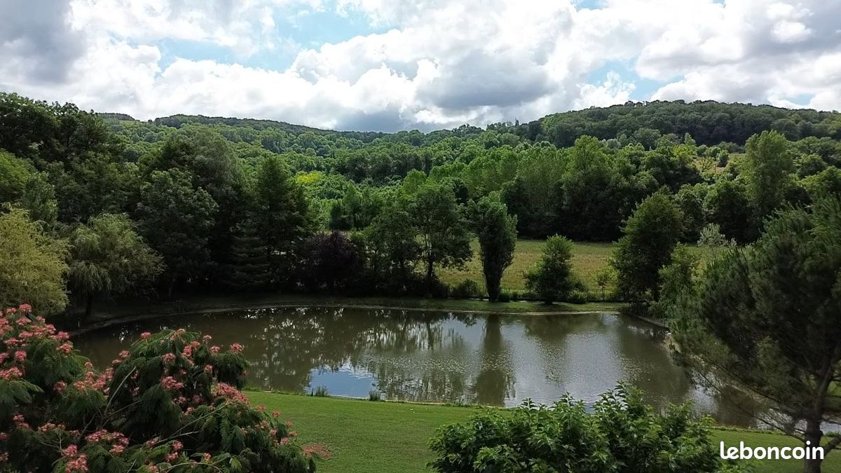 Villa 6 pièces 240 m² (image 2)