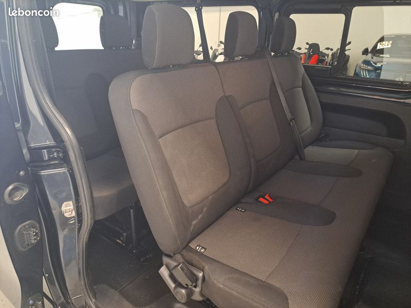 Renault TRAFIC III COMBI L2 2.0 BLUE DCI 150CH S&S ZEN 8 PLACES (image 18)