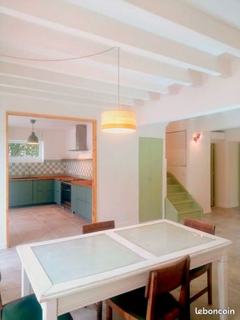 Grande maison familiale rénovée avec jardin garage — 3
