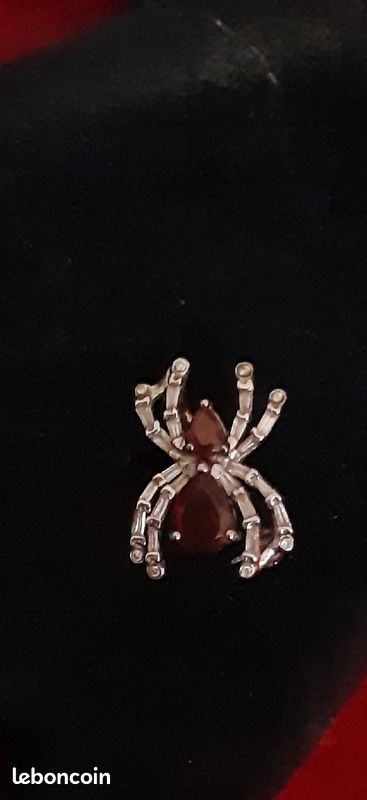Broche pendentif araignée diamant (image 5)