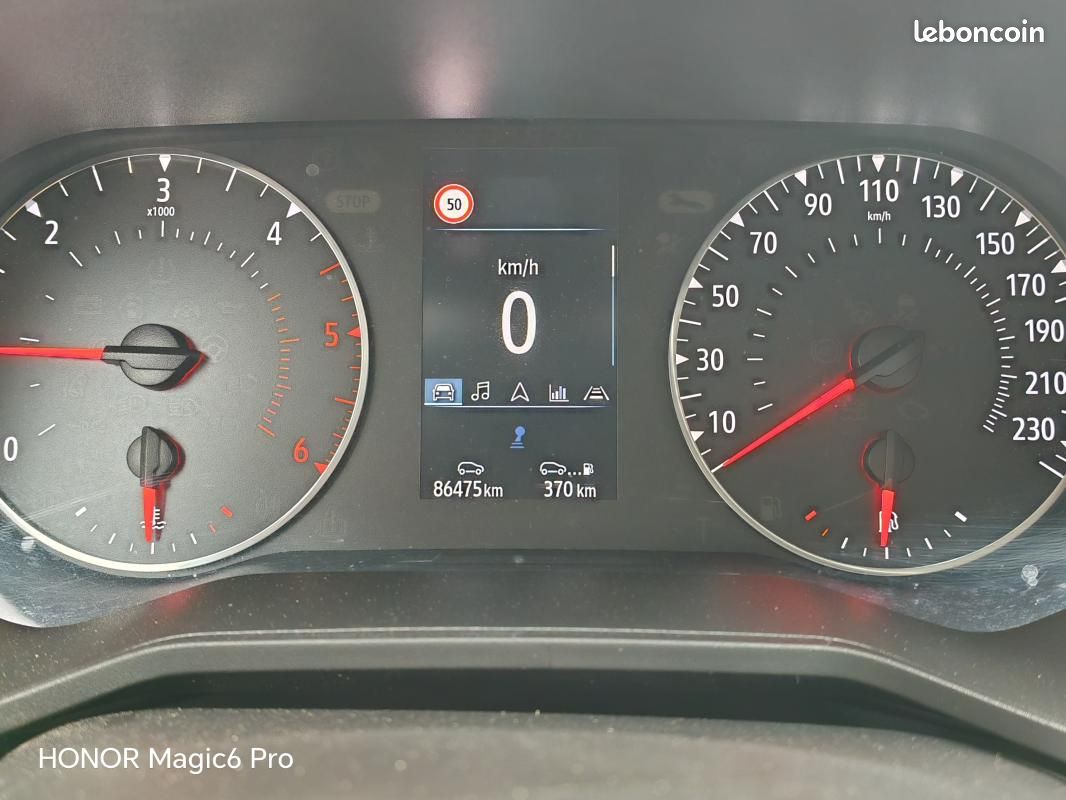 Renault Clio 1.5 BLUE DCI 100CH BUSINESS (image 15)