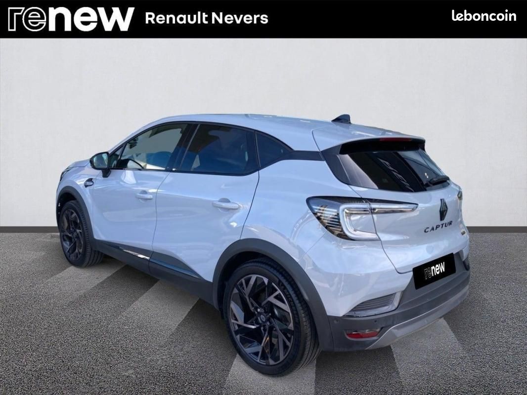 Renault Captur E-Tech full hybrid 145 ch esprit Alpine (image 3)