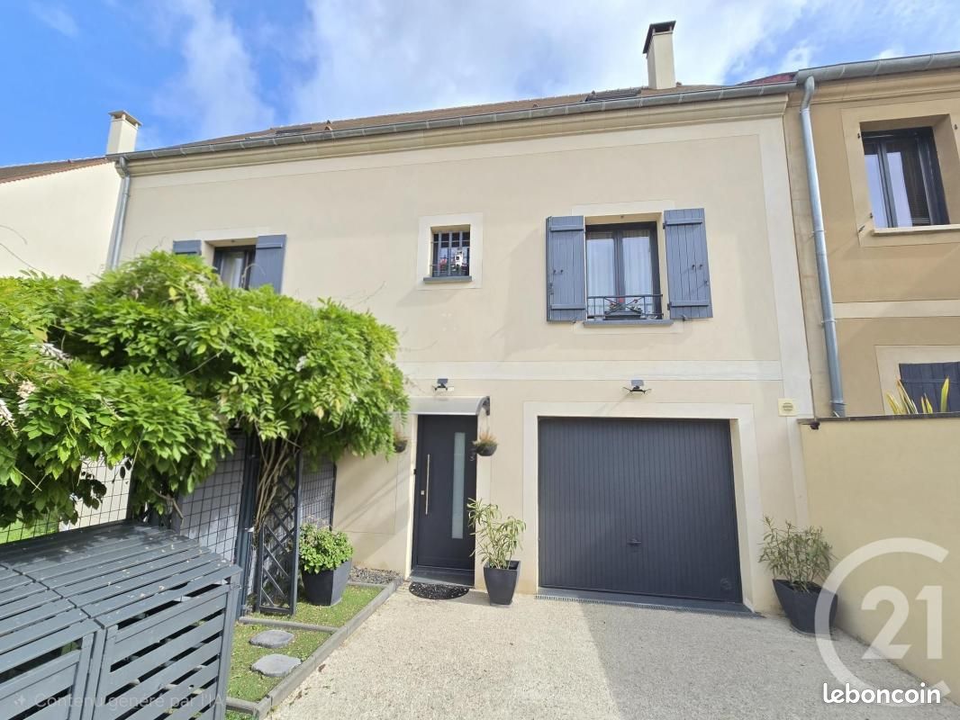 Maison 5 pièces 117 m² · à Vigny · 117 m² · 377 000 €