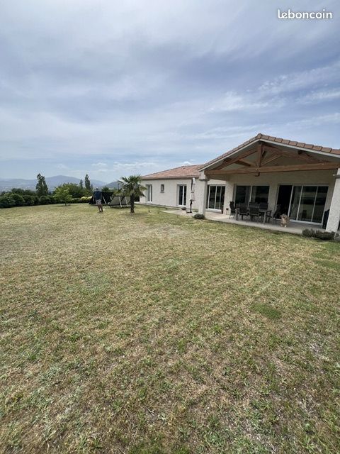 Maison 5 pièces 134 m² · à Saint-Clair · 134 m² · 375 000 €