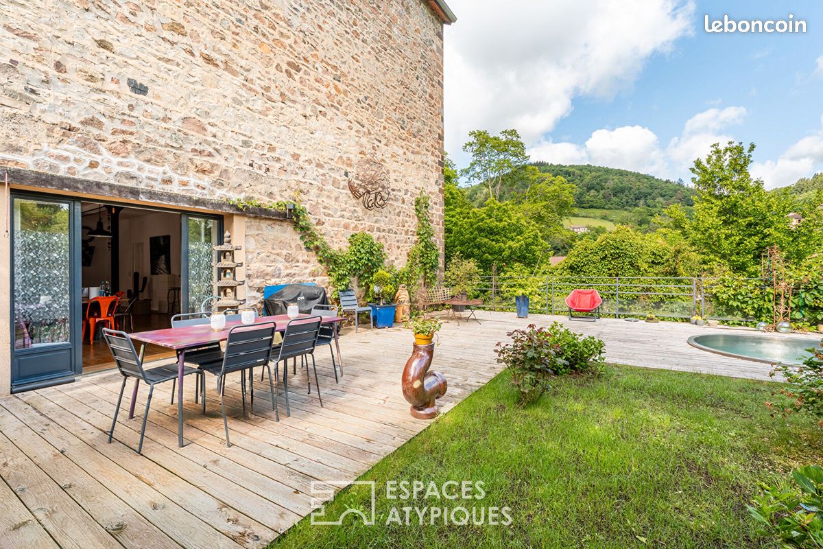 Maison 6 pièces 320 m² · à Chambost-Allières · 320 m² · 430 000 €