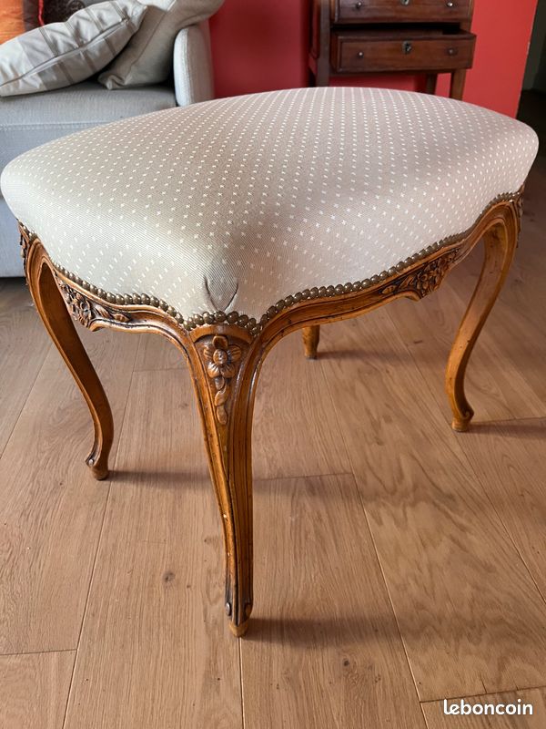 { 92100 } Tabouret style Louis XV (image 2)