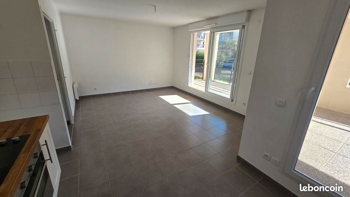 Appartement 2 pièces 44 m² · à Eybens · 44 m² · 752 €