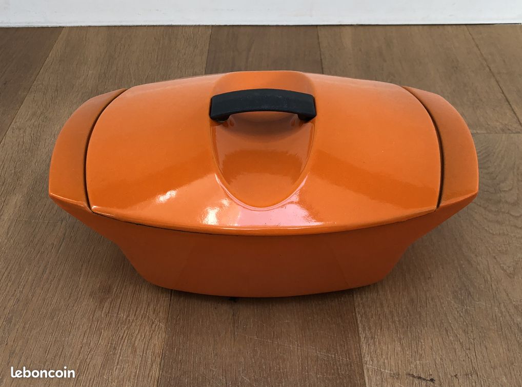 Cocotte Le Creuset 45 - Design Raymond Loewy - Années 70 - Couleur Orange
