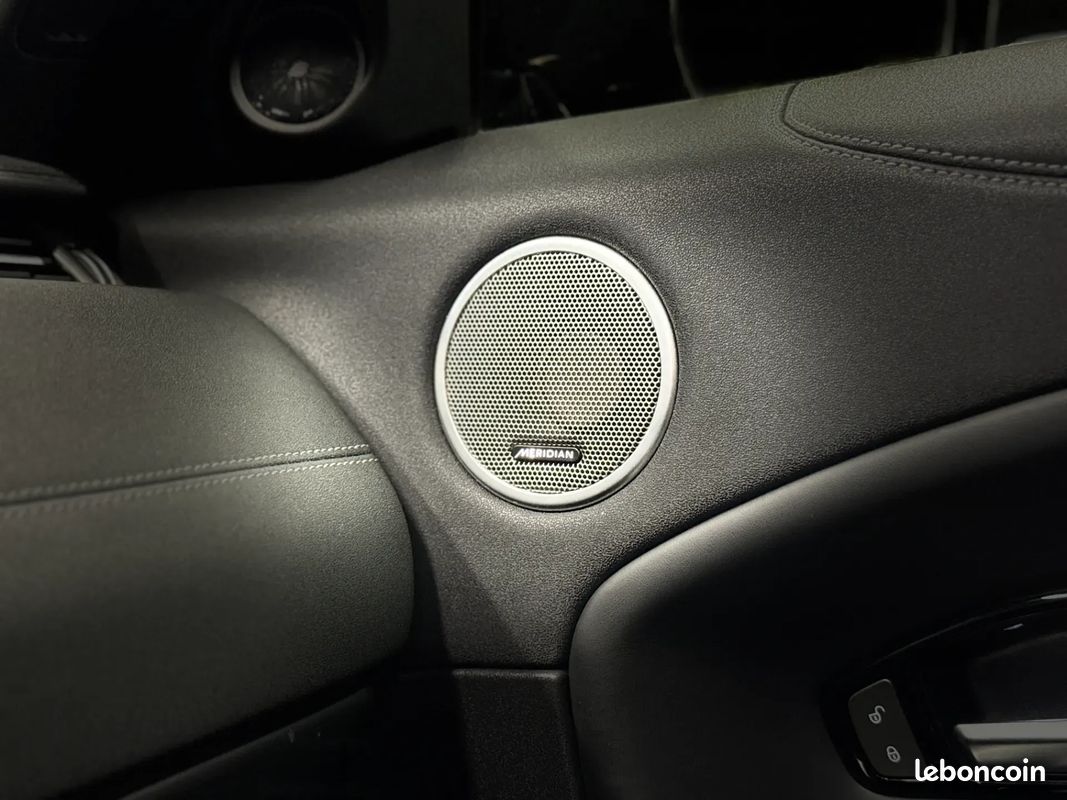 LAND ROVER RANGE ROVER 180ch HSE Dynamic - Suivi complet - 2018 (image 19)