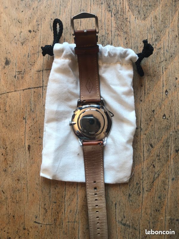 Montre Fossil jamais portée (image 3)