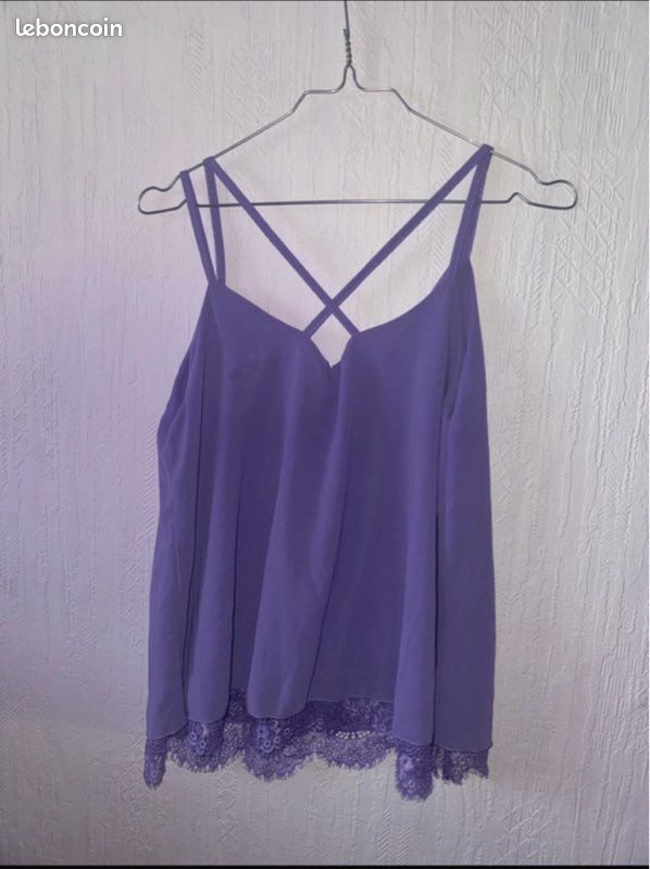 Débardeur femme violet avec dentelle en bas (image 2)