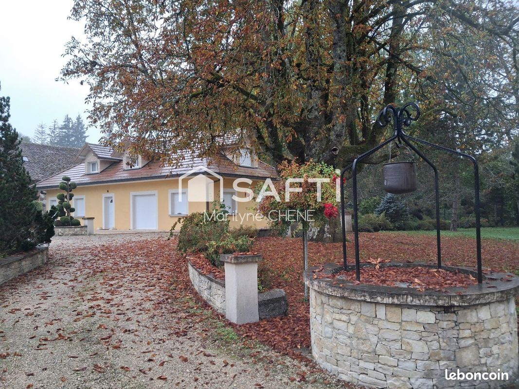 Maison 5 pièces 157 m² · à Entre-Deux-Guiers · 157 m² · 470 000 €
