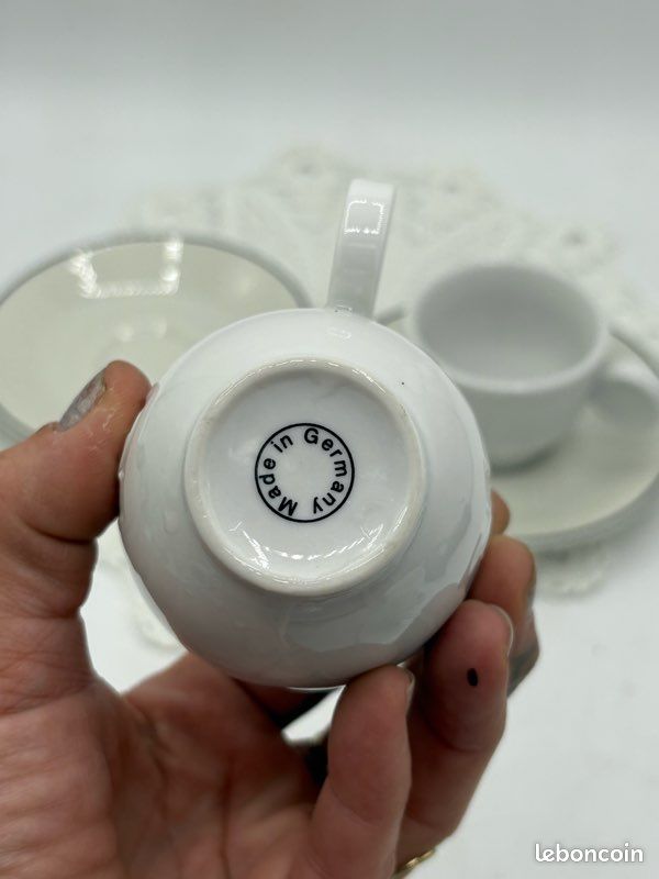 Lot 2 tasses Nespresso collector (image 3)