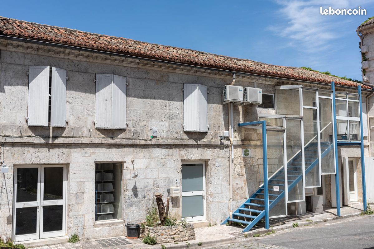 Appartement 13 pièces 214 m² · à Angoulême · 214 m² · 408 100 €