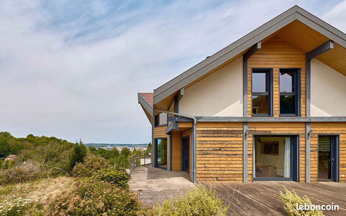 Maison 8 pièces 154 m² · à Besançon · 154 m² · 600 000 €