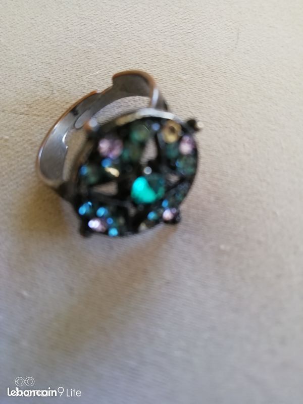 Bijoux fantaisie de qualité 8 l'un (image 8)