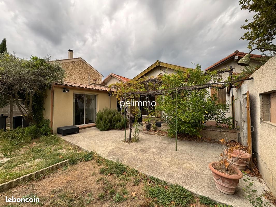 Maison 3 pièces 77 m² · à Salon-de-Provence · 77 m² · 1 169 €/mois