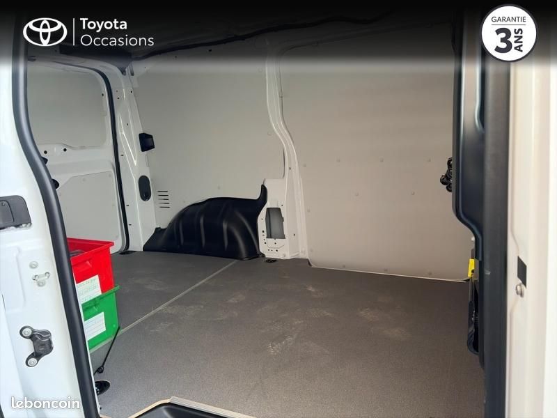 Toyota PROACE Medium 2.2 D-4D 150 Start Pack Confort BVA MY25 (image 7)