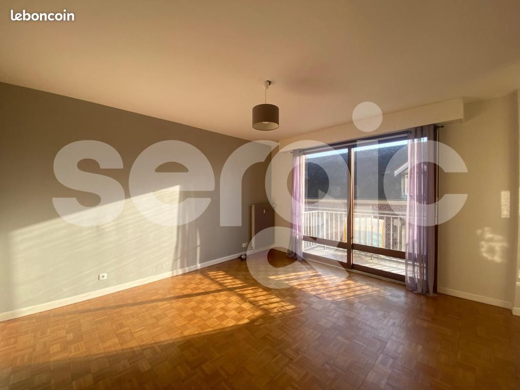 Appartement 1 pièce 28 m² · à Compiègne · 28 m² · 538 €/mois