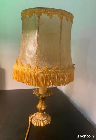 Gubi Gräshoppa Lampe de Table - Abat-jour en Tissu | Mohd Shop