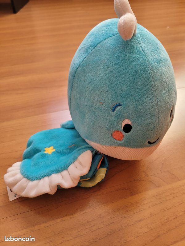 Peluche baleine mon copain de câlins (image 2)