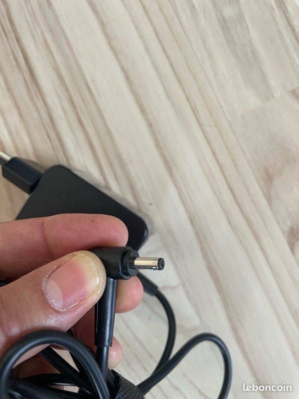 Chargeur Asus (image 2)