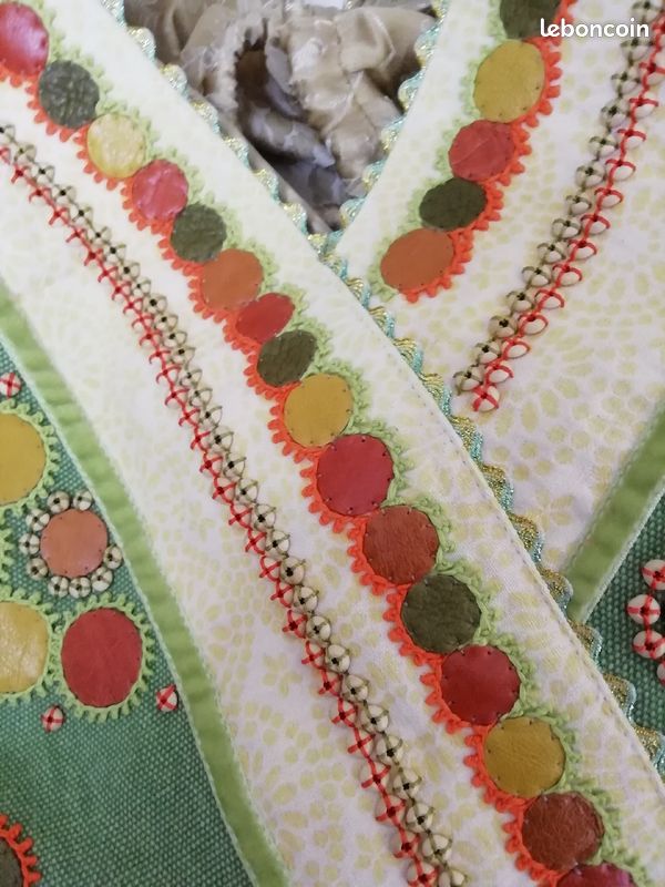 Sac créateur tissu travail ouvragé (image 2)