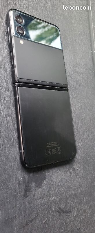 Samsung z flip 3 5g (image 1)