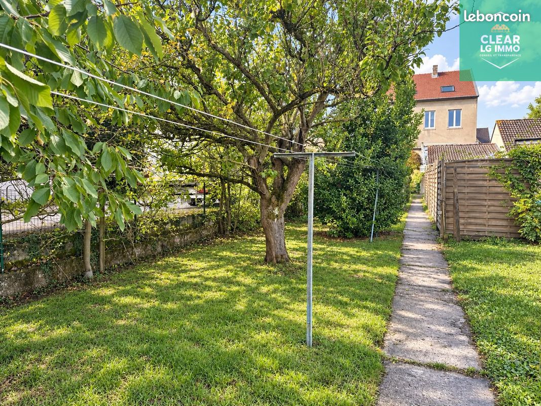 Appartement 5 pièces 100 m² · à Marange-Silvange · 100 m² · 160 000 €