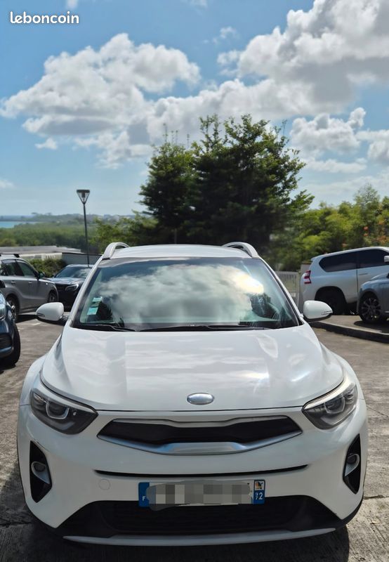 KIA STONIC 1.0 T-GDI 120CH ISG PREMIUM DCT7 euro6d-t (finition haut de gamme) Année 08/10/2019 35000km (image 2)