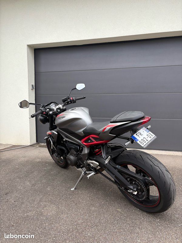Triumph street triple R 765 (image 3)