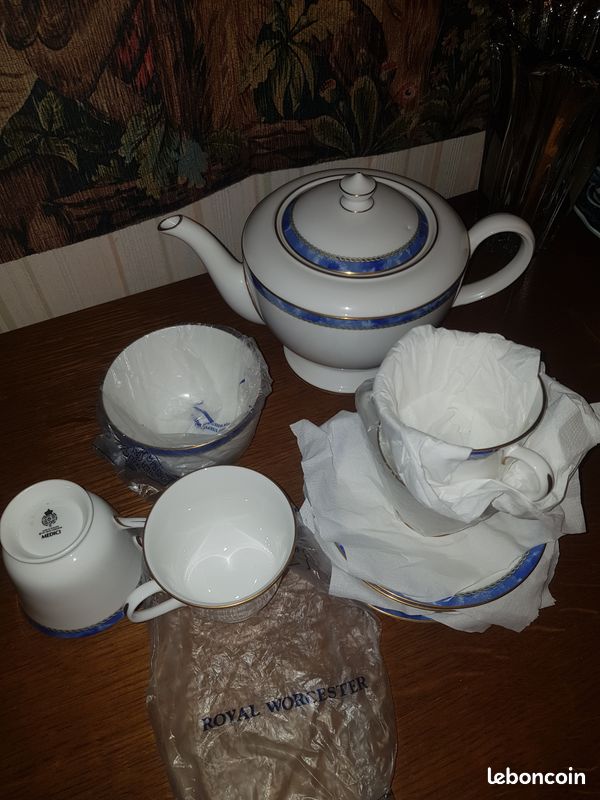 Royal worcester Medici théière tasses (image 1)