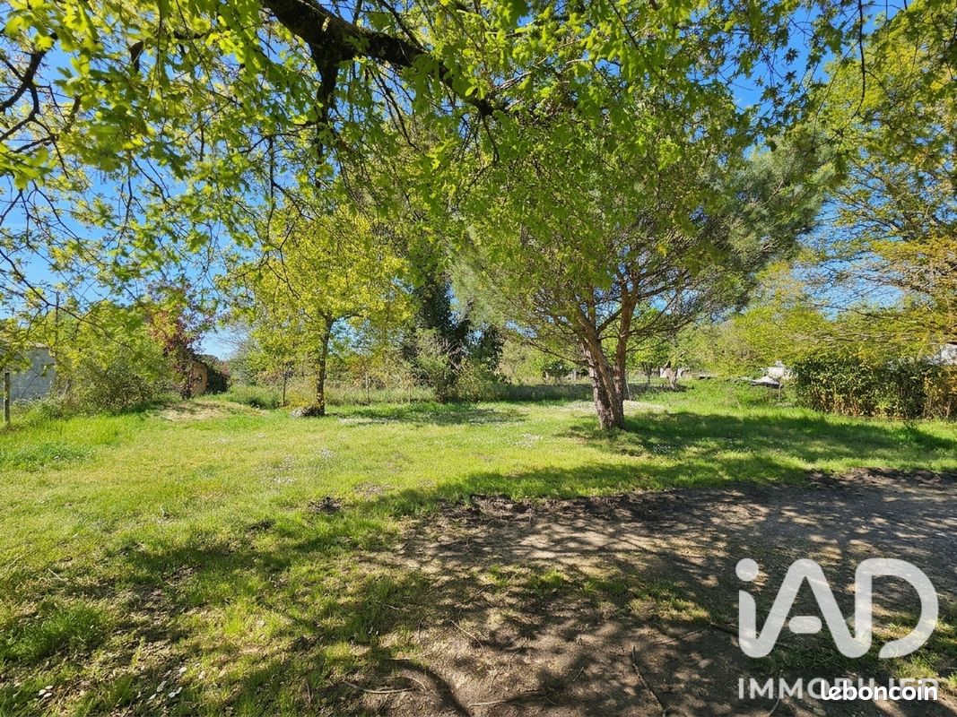 Terrain 891 m² · à La Tremblade · 891 m² · 146 000 €