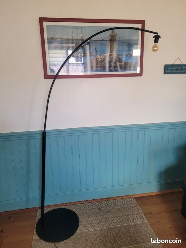 Lampadaire Arc noir (image 2)