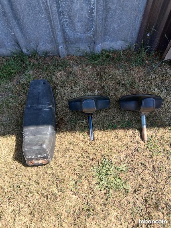 Lot de selle peugeot (image 1)