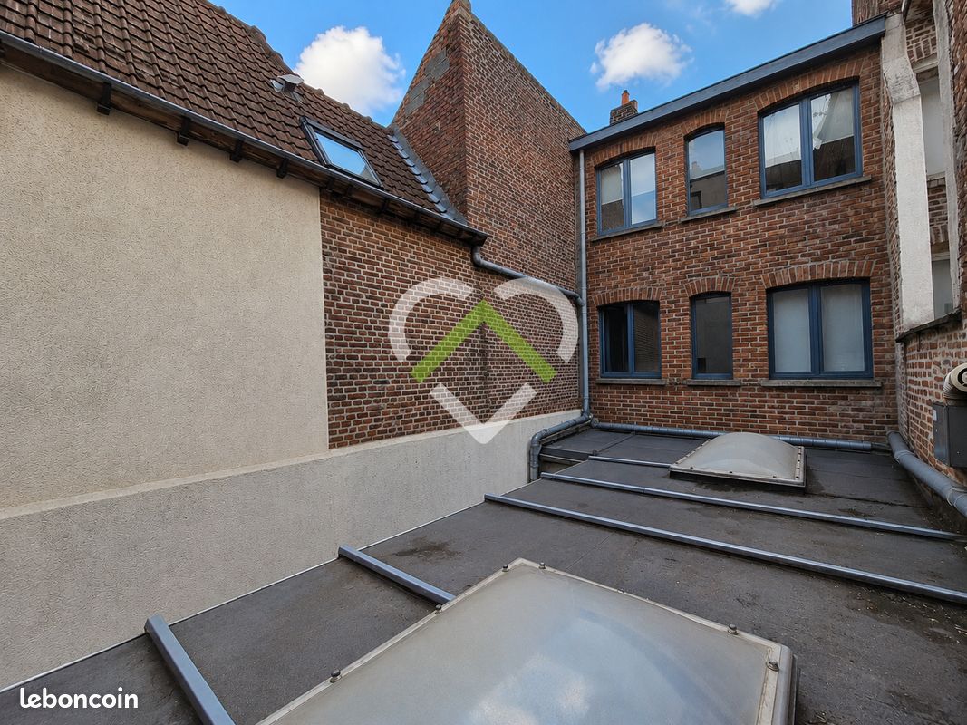 Immeuble 5 pièces 75 m² · à Lille · 75 m² · 349 900 €