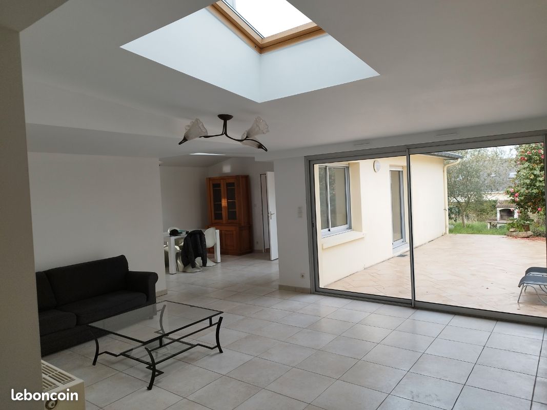 Appartement 3 pièces 110 m² · à Saint-Nazaire · 110 m² · 1 000 €/mois