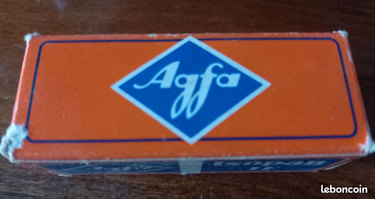 34 kodak pellicule boîte vide vintage 1970s. contener étanche