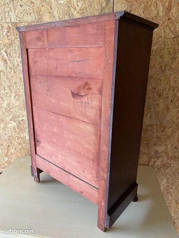 Ancienne Armoire De Poupée (Maîtrise) - Fabrication Française - Occasion Bel état