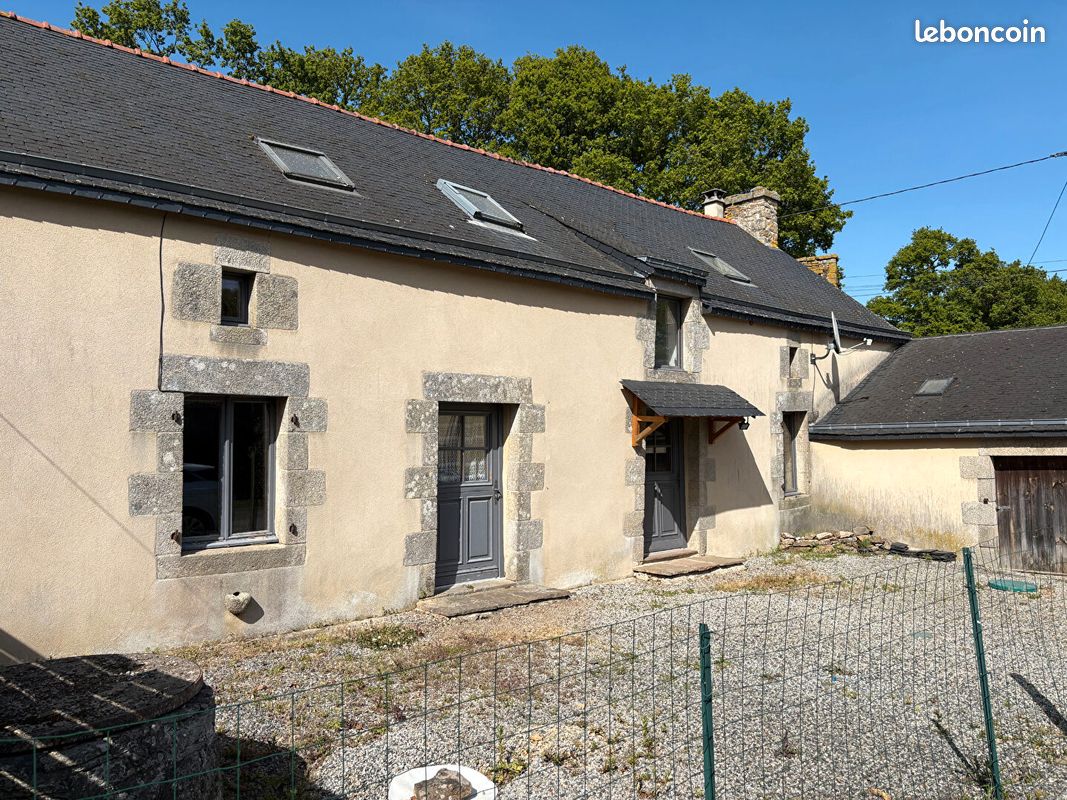 Maison 8 pièces 210 m² · à Moréac · 210 m² · 153 265 €