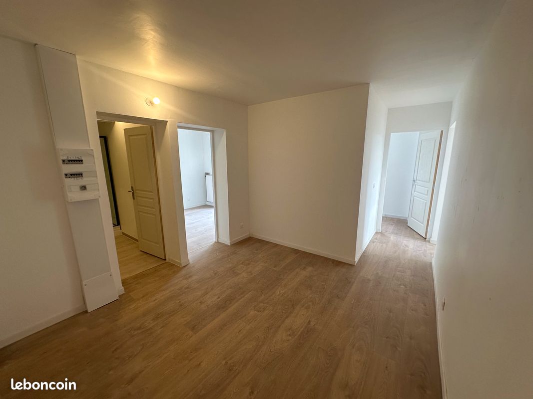 Appartement 2 pièces 30 m² · à Château-Renard · 30 m² · 750 €/mois