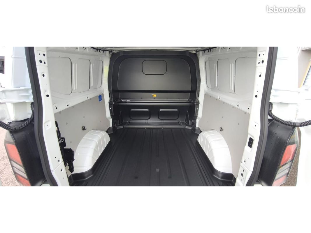 FORD TRANSIT CUSTOM 2.0 EcoBlue - 170 - BVA S&S CABINE APPROFONDIE (image 8)