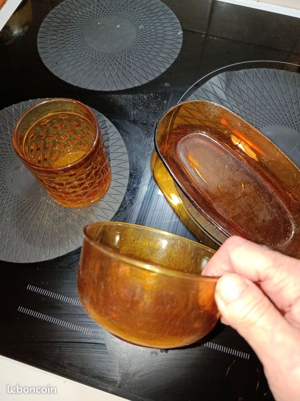 1 ravier 1 verre et un petit bol duralex ambré (image 3)