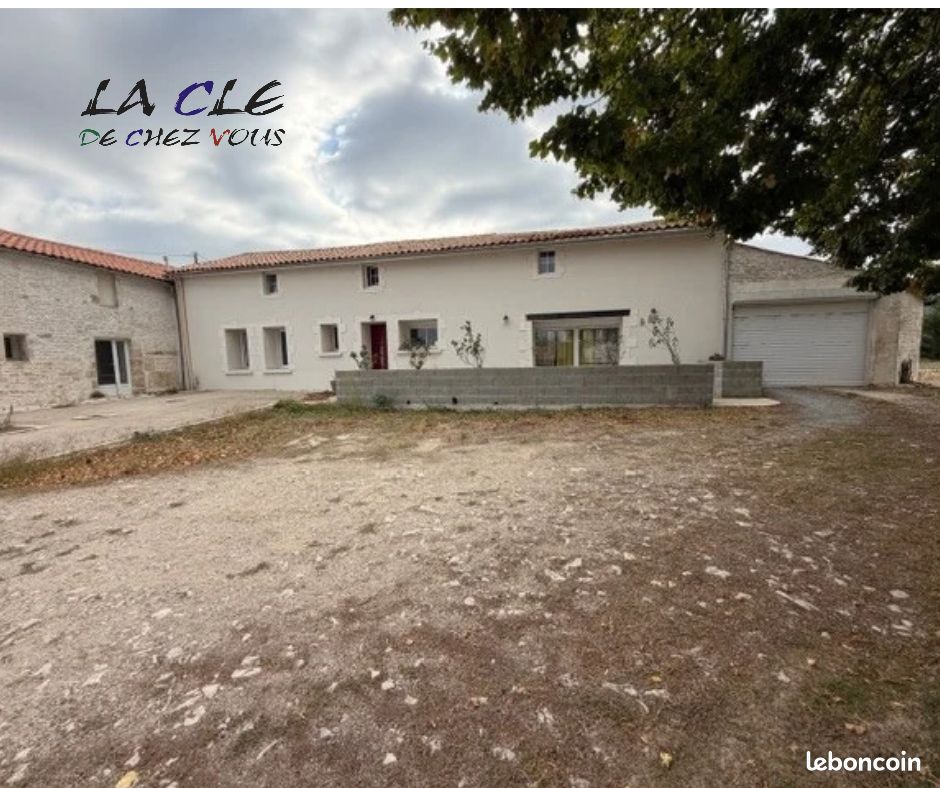 Maison 6 pièces 234 m² · à Benet · 234 m² · 317 000 €