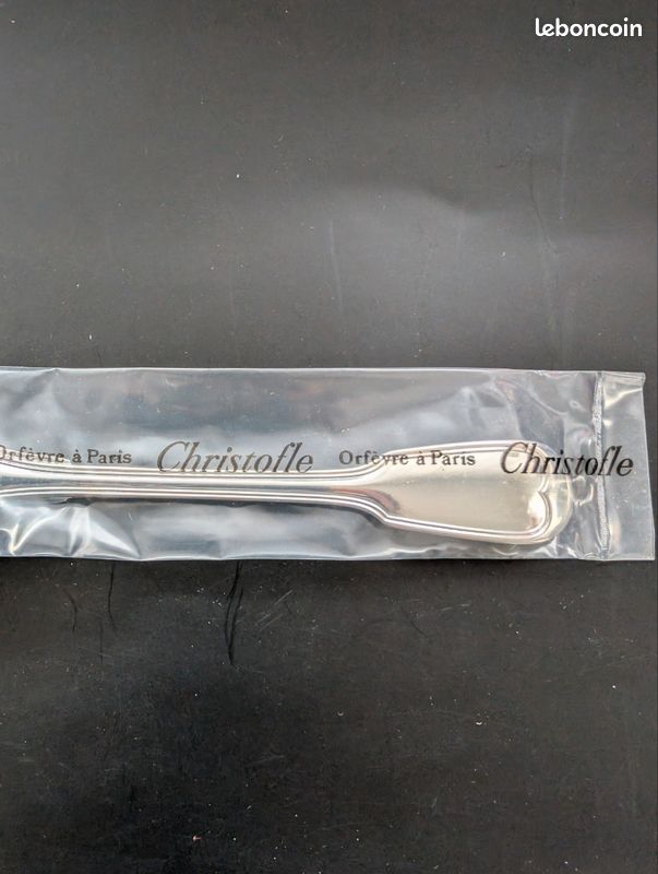 CHRISTOFLE SÉRIE DE 12 fourchettes à entremets modèle Trianon en métal argenté EUR 95,00 - FR CHRISTOFLE SÉRIE DE 12 fourchettes à entremets modèle Trianon en métal argenté EUR 95,00 - FR