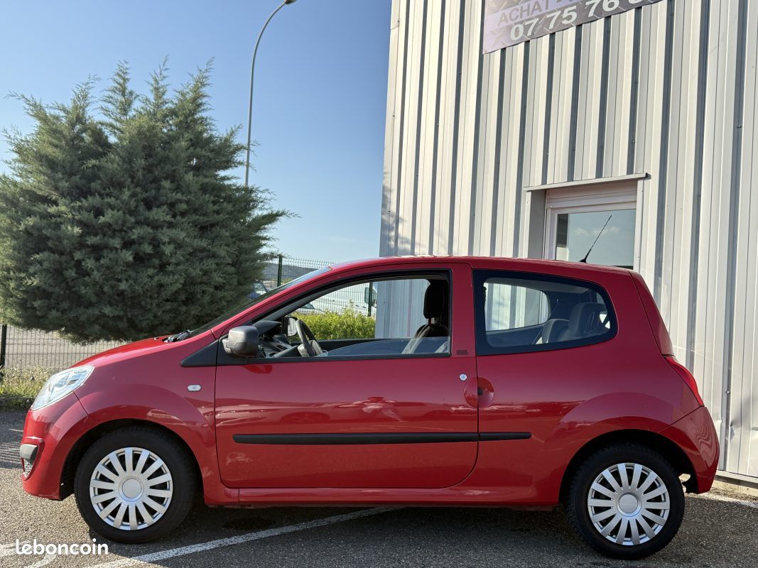 Renault Twingo II (C44) 1.2 60ch Access (image 2)