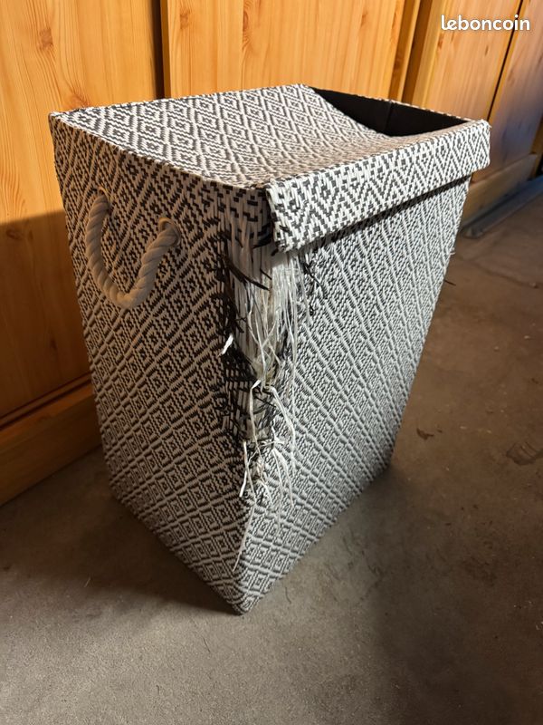 Panier à linge (image 1)
