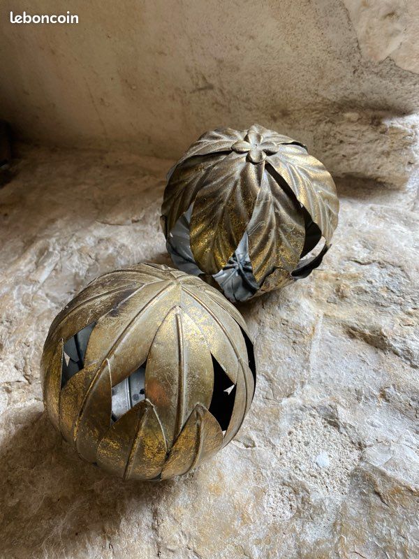 Boules décoratives en métal (image 1)