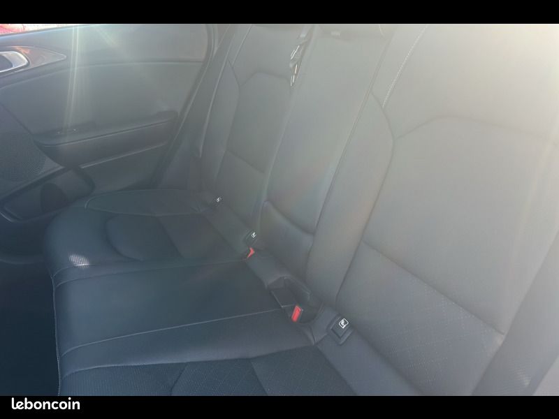 Kia Xceed 1.6l CRDi 136 ch DCT7 ISG Premium (image 12)
